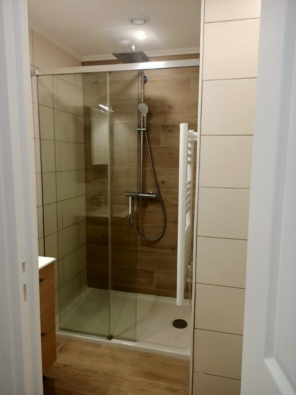 06bt - Close To Everything Apartment